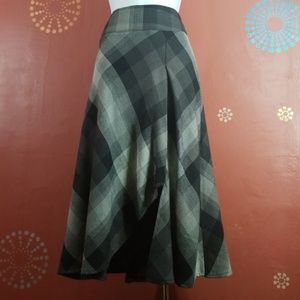 East 5th Black/Gray Plaid skirt Size 12